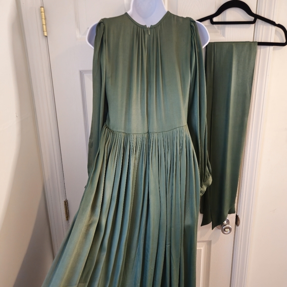 ⭐️ Seema Kahai designer dress with sash XS - Picture 2 of 8